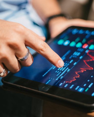 What should you look for before choosing a crypto strategy on Xcelerate Trade?