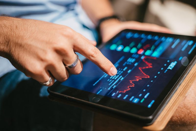 What should you look for before choosing a crypto strategy on Xcelerate Trade?